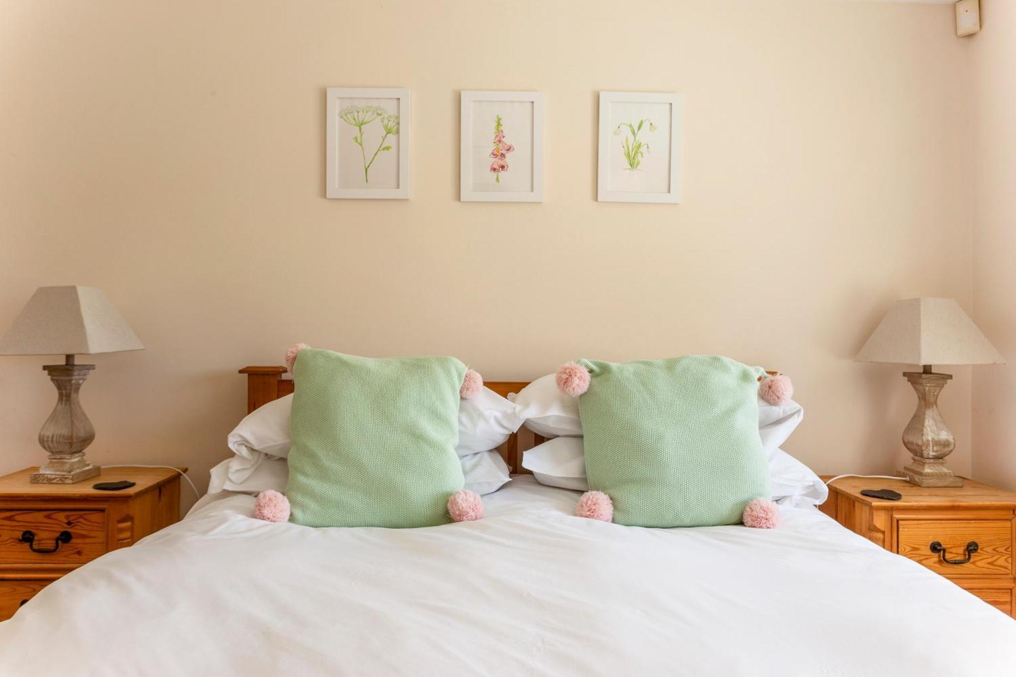 Bridge Farm Holiday Cottages كاو هُنيبورن الغرفة الصورة